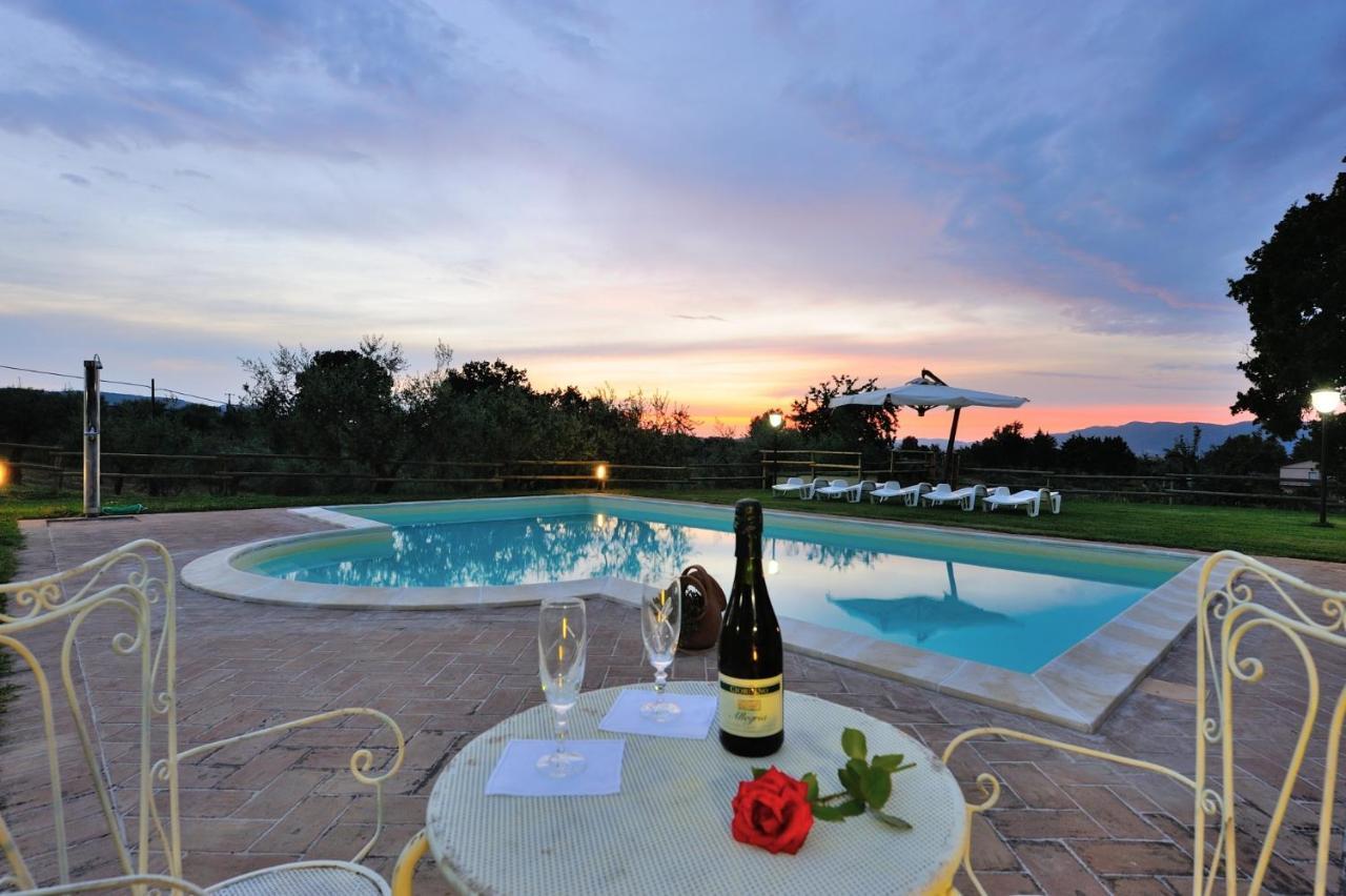 Girasole - Agriturismo Fogliani Giano dellʼUmbria Eksteriør billede