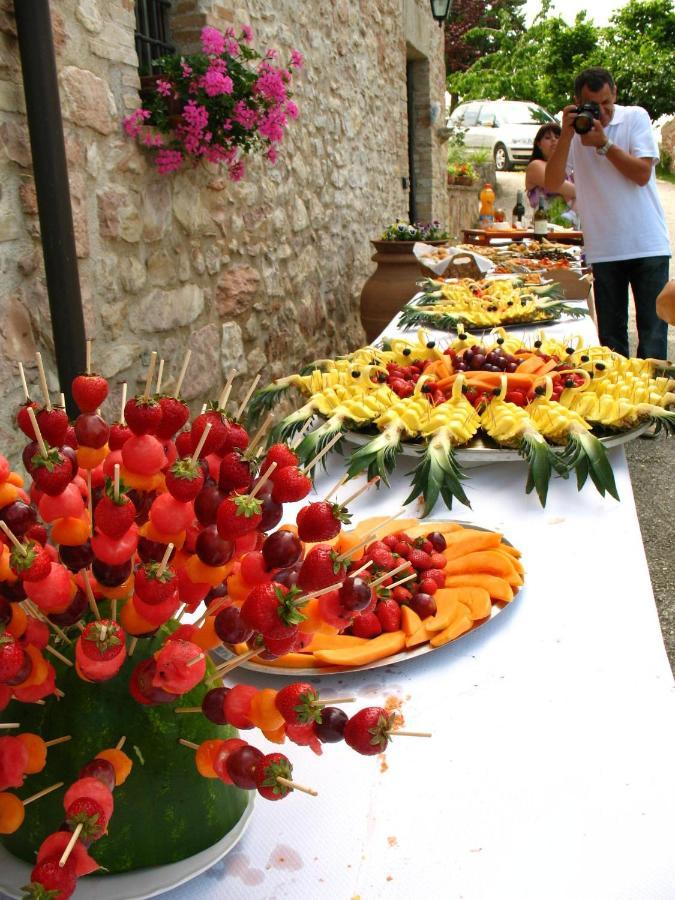 Girasole - Agriturismo Fogliani Giano dellʼUmbria Eksteriør billede